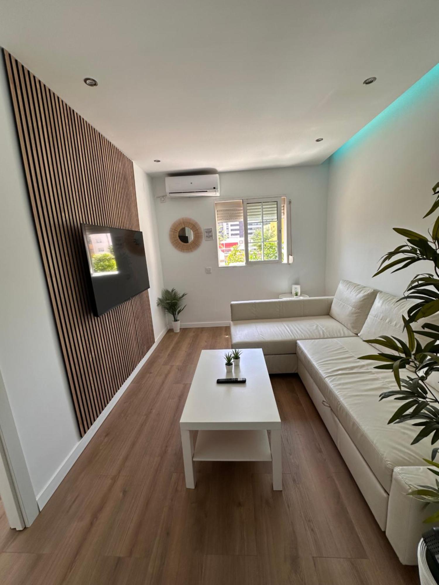 Claveles De Luxe Lägenhet Málaga Exteriör bild