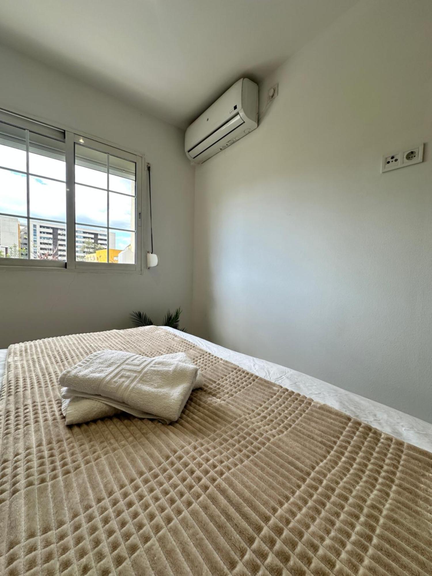 Claveles De Luxe Lägenhet Málaga Exteriör bild